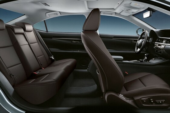 Lexus ES 2019