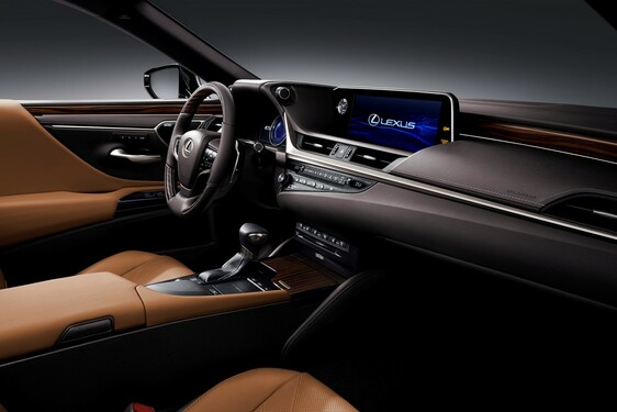 Lexus ES 2019