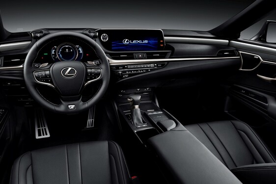 Lexus ES 2019