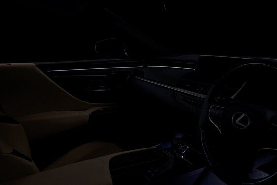 Lexus ES 2019
