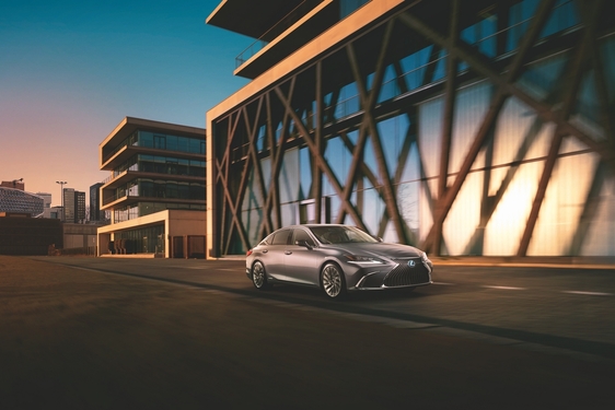 Lexus ES 2019