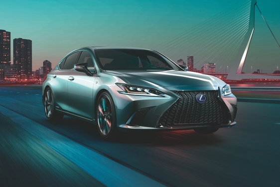 Lexus ES 2019