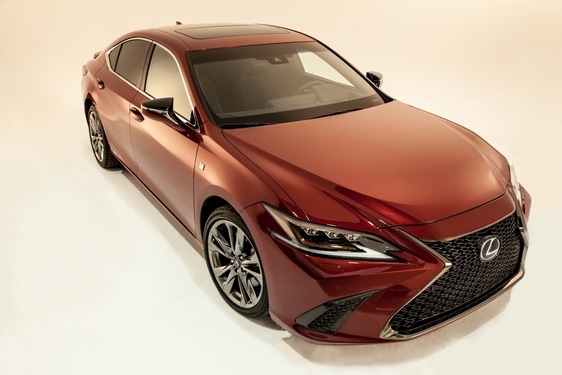 Lexus ES 2019