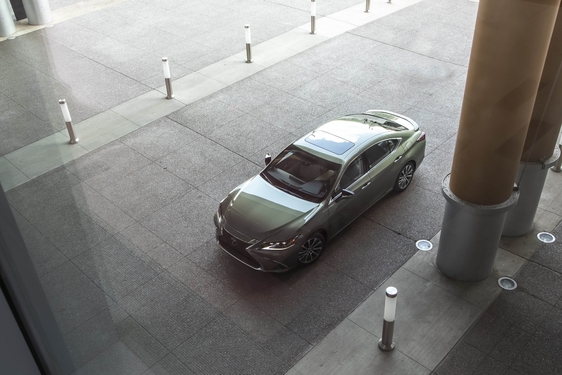 Lexus ES 2019