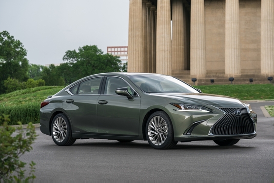Lexus ES 2019