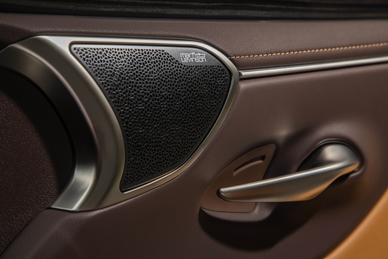 Lexus ES 2019