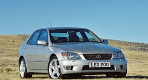 Lexus IS 25 lat