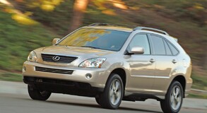 LEXUS OSIĄGNĄŁ NOWY REKORD DWÓCH MILIONÓW ZELEKTRYFIKOWANYCH SAMOCHODÓW SPRZEDANYCH NA ŚWIECIE