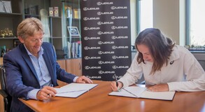 LEXUS NAWIĄZUJE WSPÓŁPRACĘ Z IGĄ ŚWIĄTEK