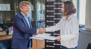 LEXUS NAWIĄZUJE WSPÓŁPRACĘ Z IGĄ ŚWIĄTEK