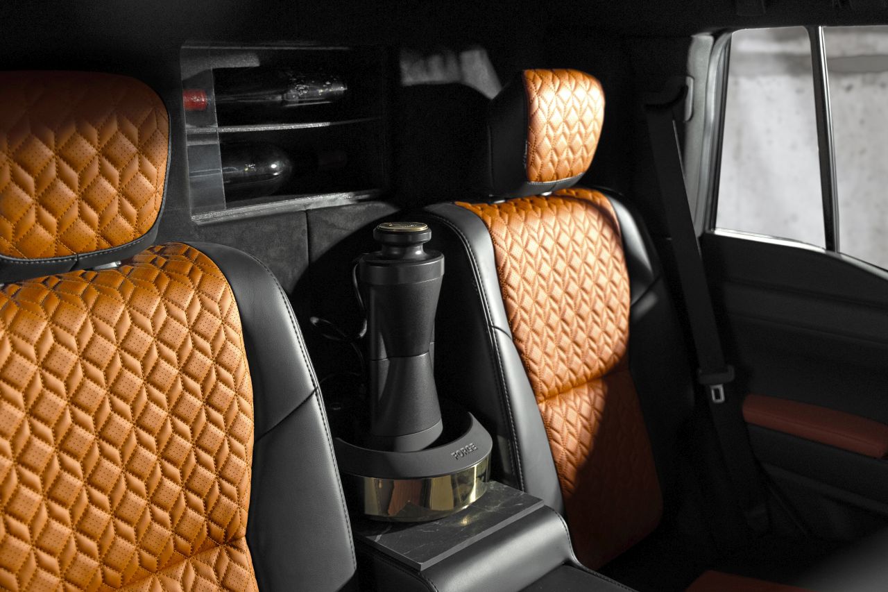 JEDYNY TAKI LEXUS MONOGRAM GX. AUTO DLA MIŁOŚNIKÓW SZTUKI KULINARNEJ
