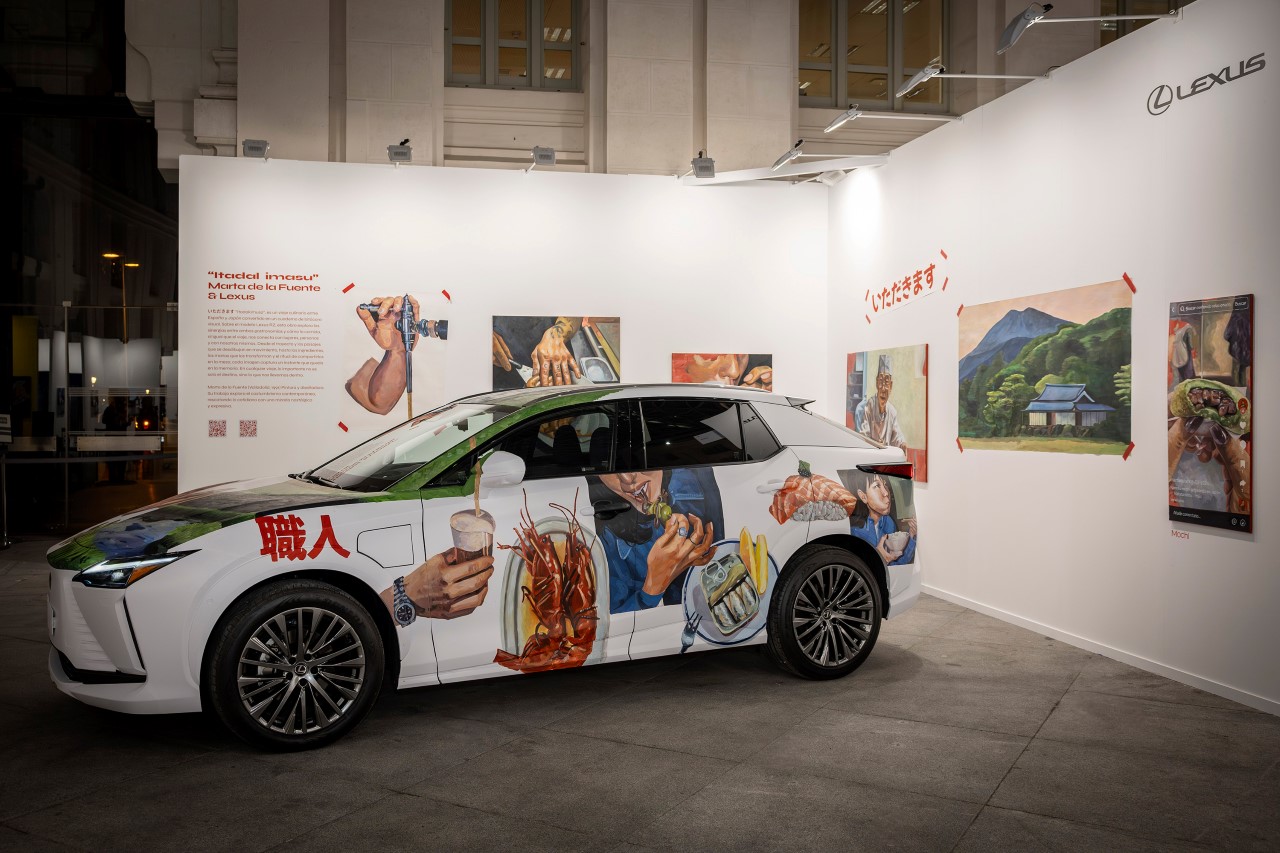 ELEKTRYCZNY LEXUS RZ JAKO DZIEŁO SZTUKI. WYJĄTKOWY EGZEMPLARZ STWORZONY NA 20. EDYCJĘ ART MADRID