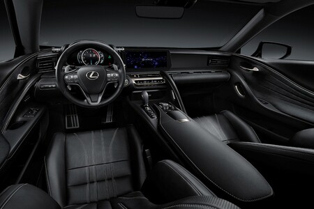 NOWE MULTIMEDIA I ULEPSZONE ZAWIESZENIE W LEXUSIE LC I LC CONVERTIBLE Z ROKU MODELOWEGO 2024