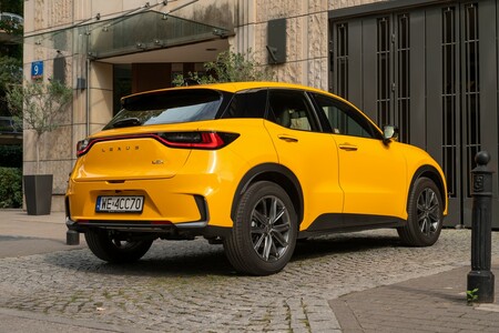 LBX TO PRAWDZIWE AUTO KLASY PREMIUM. TECHNOLOGIE I JAKOŚĆ Z WIĘKSZYCH SUV-ÓW LEXUSA