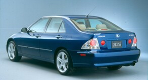 Lexus IS 25 lat