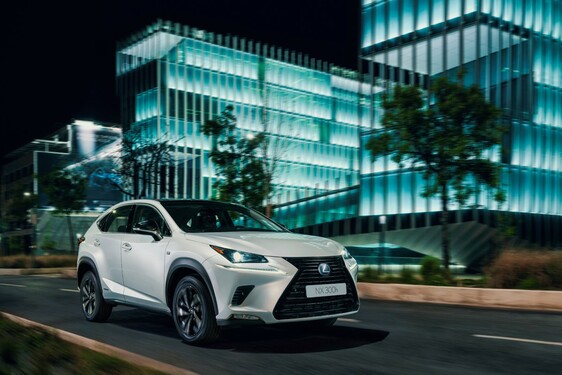 Lexus NX w nowej dynamicznej odsłonie z pakietem Black 