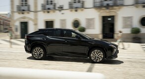 Lexus RZ 2025