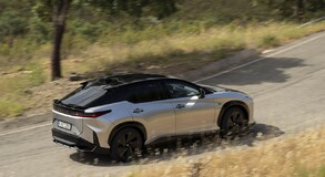 Lexus RZ 2025