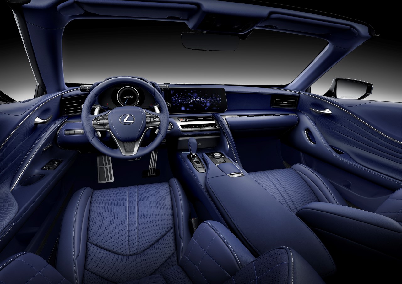 LEXUS LC 500 I LC 500 CONVERTIBLE W LIMITOWANEJ WERSJI ULTIMATE EDITION