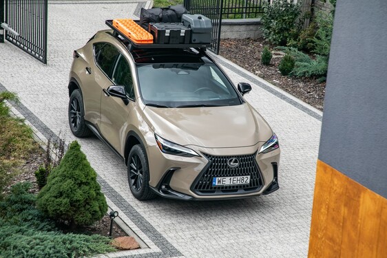 NX NAJCHĘTNIEJ WYBIERANYM MODELEM W KLASIE PREMIUM. LEXUS MARKĄ NR 1 WŚRÓD OSÓB PRYWATNYCH