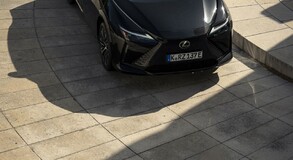 Lexus RZ 2025