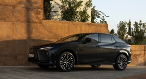 Lexus RZ 2025