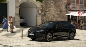 Lexus RZ 2025
