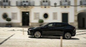 Lexus RZ 2025