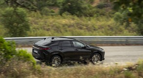 Lexus RZ 2025