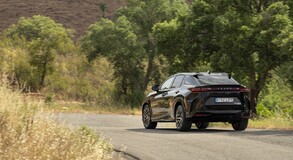 Lexus RZ 2025