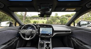 Lexus RZ 2025