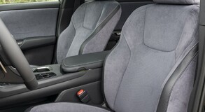 Lexus RZ 2025