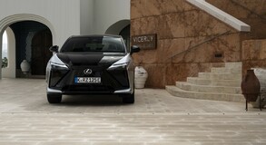Lexus RZ 2025