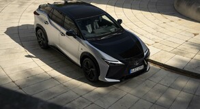 Lexus RZ 2025