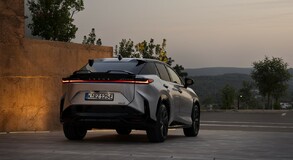 Lexus RZ 2025