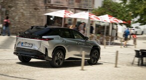 Lexus RZ 2025