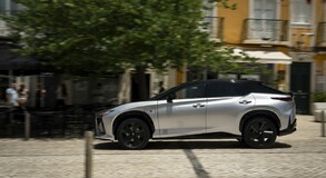 Lexus RZ 2025