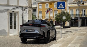 Lexus RZ 2025