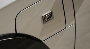 Lexus RZ 2025