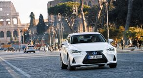 Sprawdzono: Lexus IS przyciąga wzrok