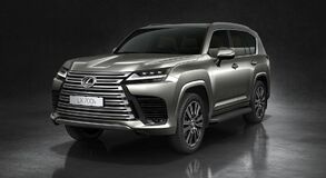 Lexus LX 700h