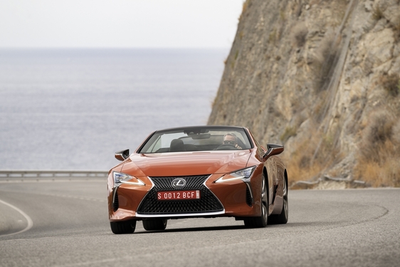 2021 LC 500 CONVERTIBLE ROADTRIP IMAGES