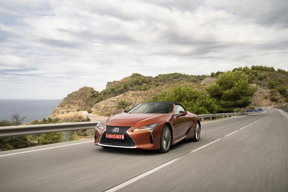 2021 LC 500 CONVERTIBLE ROADTRIP IMAGES