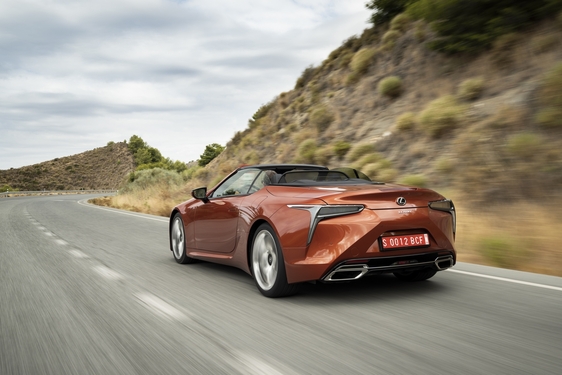 2021 LC 500 CONVERTIBLE ROADTRIP IMAGES