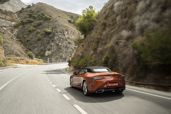 2021 LC 500 CONVERTIBLE ROADTRIP IMAGES