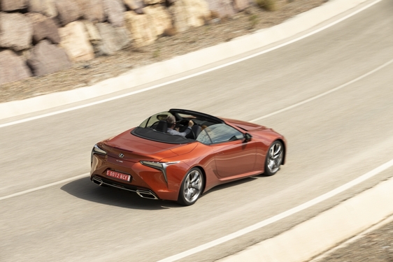 2021 LC 500 CONVERTIBLE ROADTRIP IMAGES