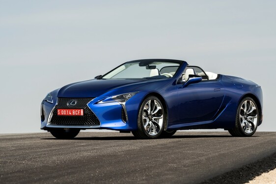 SNAHA ZNAČKY LEXUS VYROBIŤ DOKONALÝ LAK