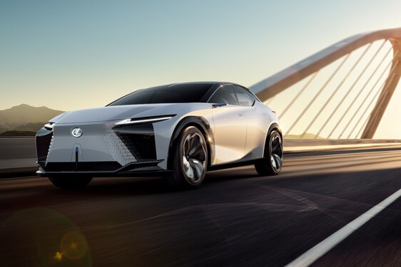 Lexus plánuje s Royal College of Art luxusnú dopravu budúcnosti