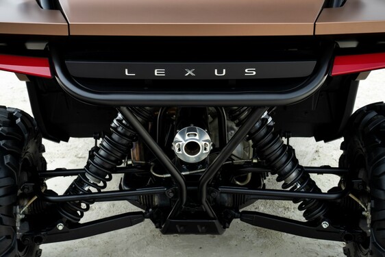 Nový vodíkový Lexus mieri do terénu