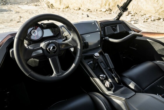 Nový vodíkový Lexus mieri do terénu